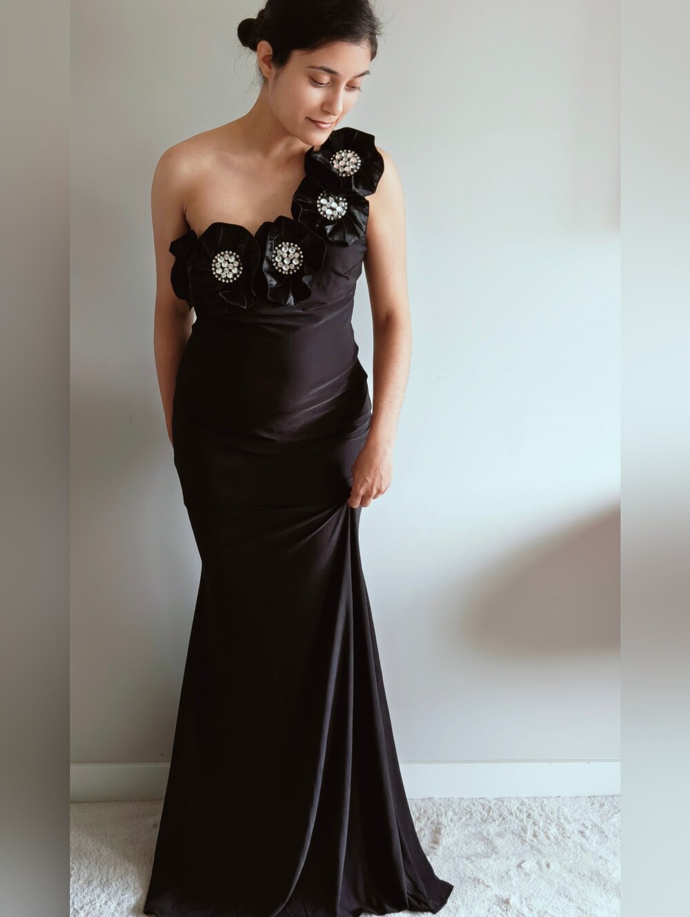Zoe Keely Black One Shoulder Rhinestone Flower Mermaid Maxi Gown Size 12 Euro 44